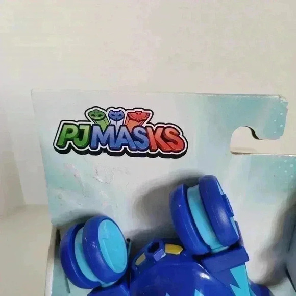 PJ Masks Cat-Car Preschool Toy, Hero Vehicle with Catboy Action Figure NIB - Picture 3 of 8